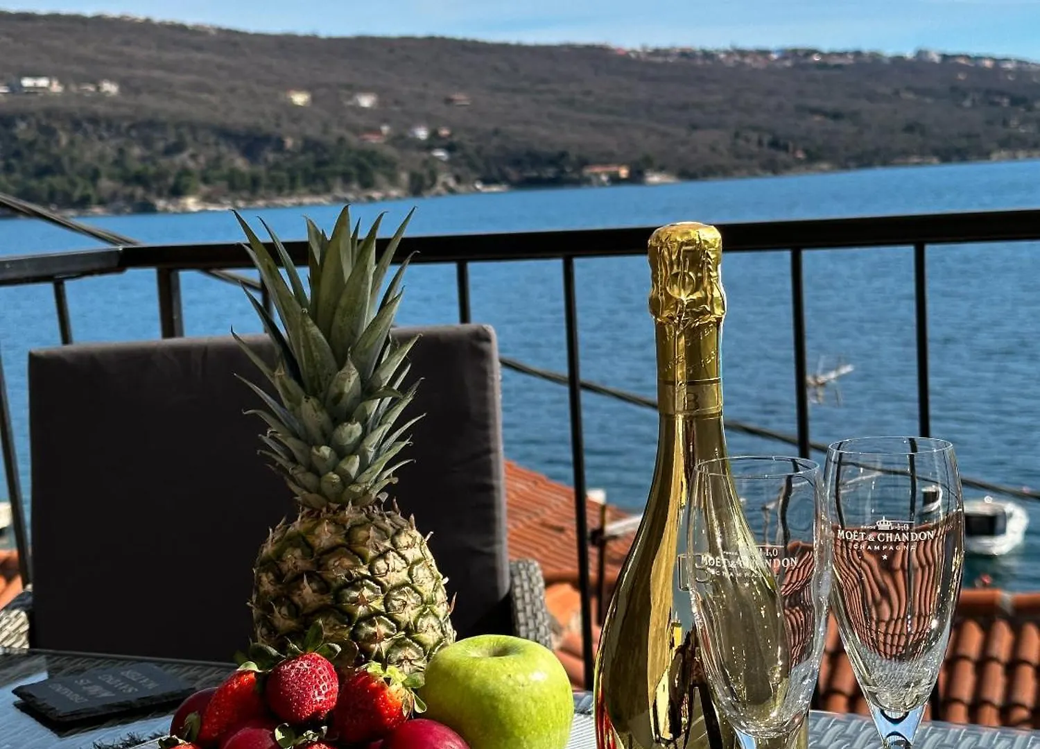 Villa Volos Apartment Karmen With Roof Terrace, Sea View, Free Private Parking Opatija