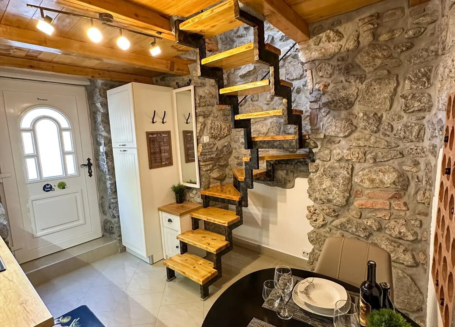 Villa Volos Apartment Karmen With Roof Terrace, Sea View, Free Private Parking Opatija